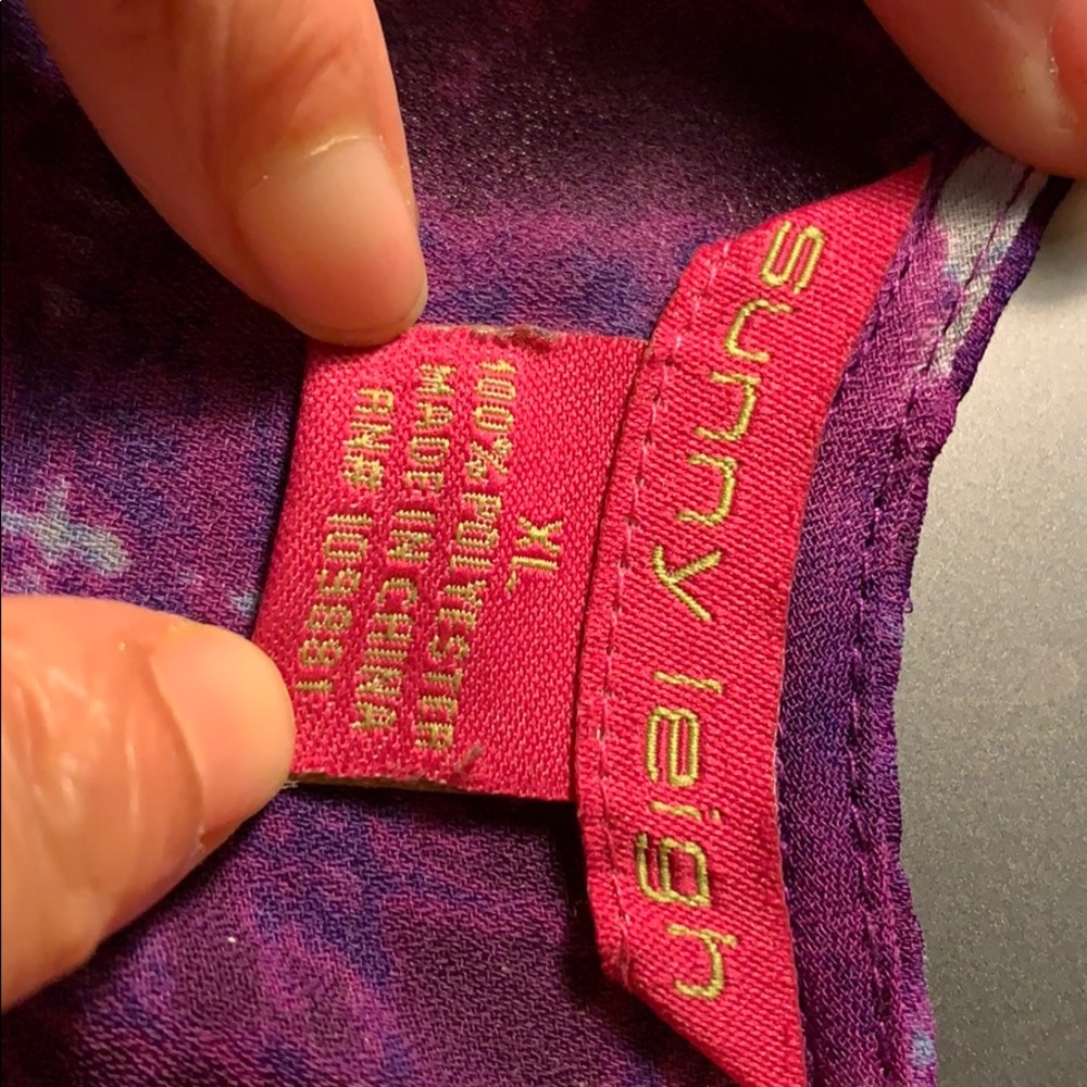 Tag for blouse